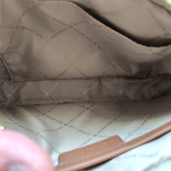 Michael Kors Purse - Picture 10 of 16